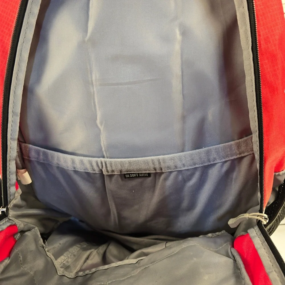 Under Armour Backpack‎ Red White Black UA Soft Sleeve HeatGear Laptop Bag Sport
